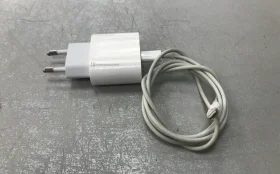 Купить Зарядное устройство Apple 20W б/у , в Энгельс Цена:2500рублей