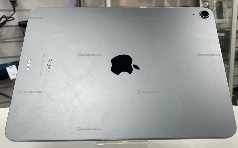 Планшет Apple iPad AIR 5-го поколения 64GB