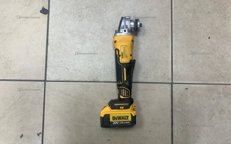 УШМ аккумуляторная Dewalt реплика