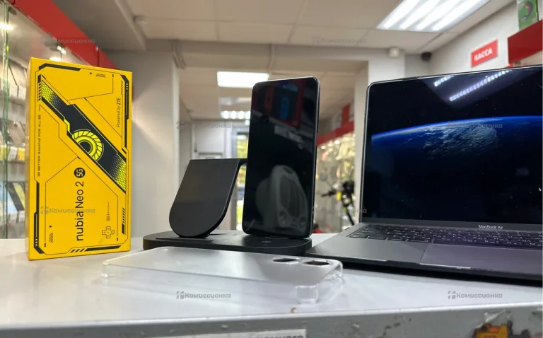 Nubia Neo 2 5G 8+12 256GB.