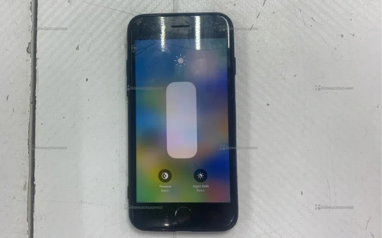 Apple iPhone 8 64 ГБ