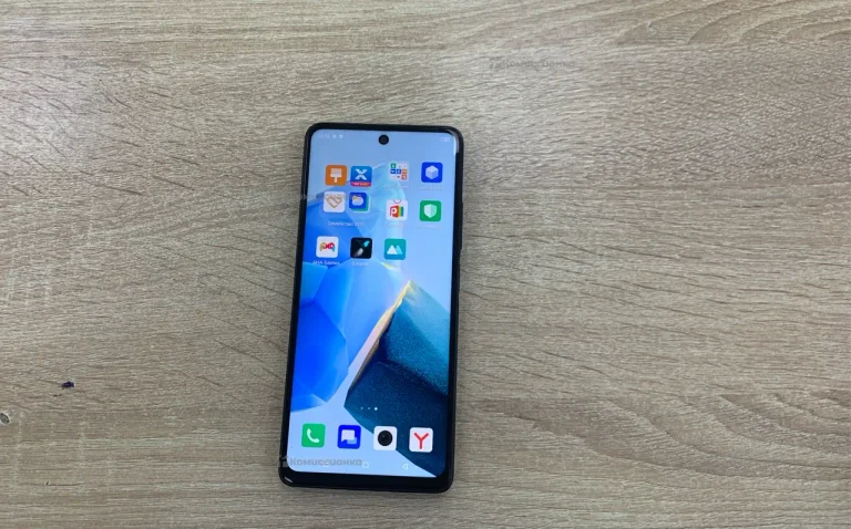 Infinix Hot 30 8/128 ГБ