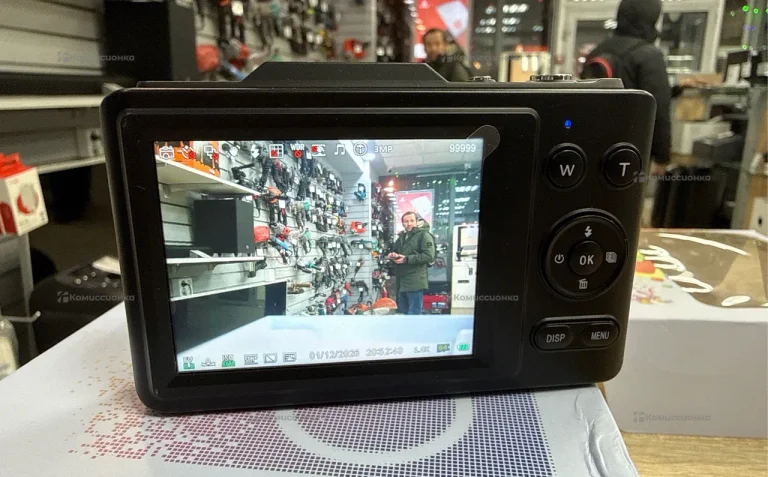 Фотоаппарат 16x zoom