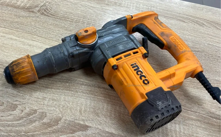 Отбойный перфоратор Ingco RH10506