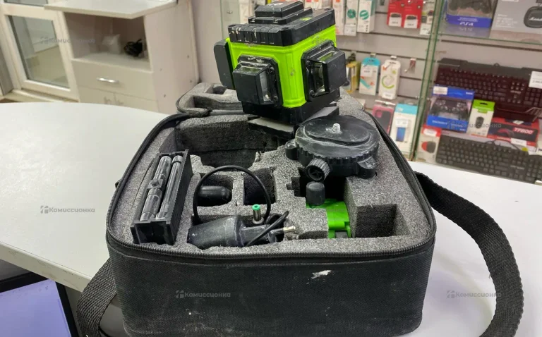 Лазерный уровень YAJIN