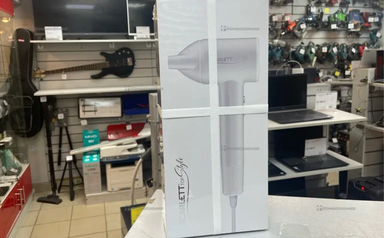 Фен Scarlett SC-HD70142