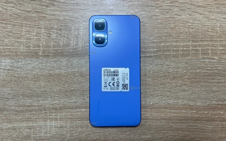 Infinix Smart 10 3/64 ГБ