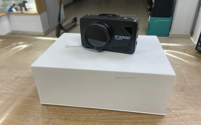 Видеорегистратор  с радар-детектором Roadgid X9 Gi