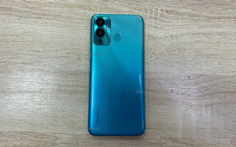 Infinix HOT 12 Play 4/64Gb NFC