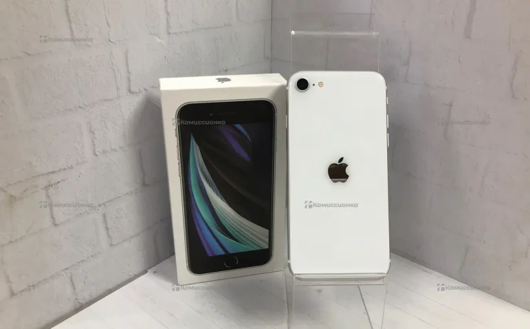 Apple iPhone SE (2020) 3/128 ГБ