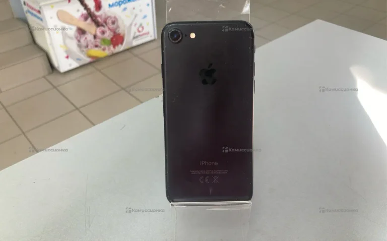 Apple iPhone 7 2/128 ГБ