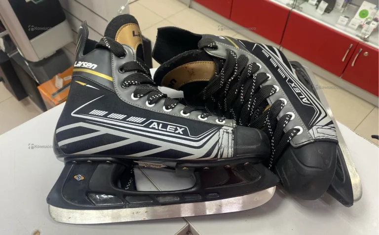 Коньки Larsen size 43