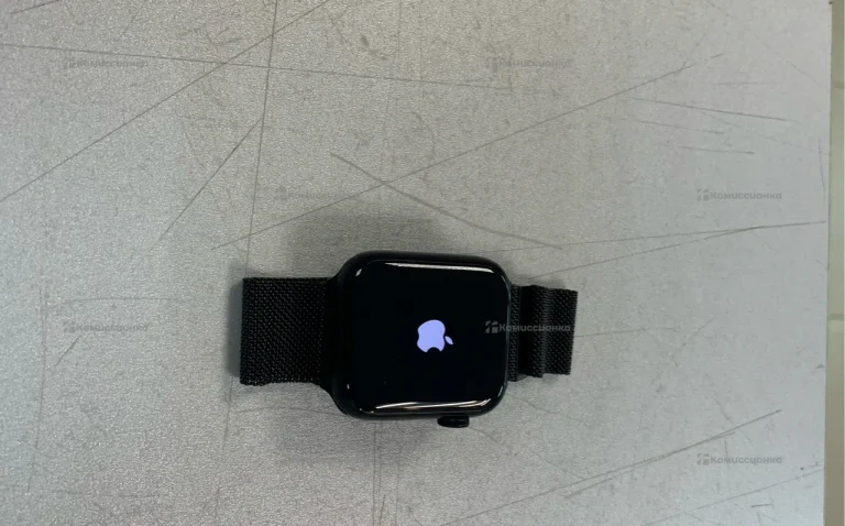 Часы  Apple Watch SE 2 44mm