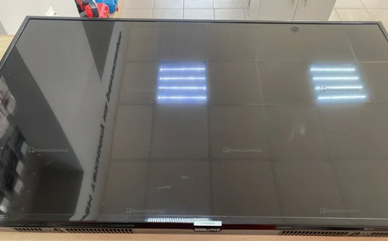Телевизор Samsung UE43NU7090U
