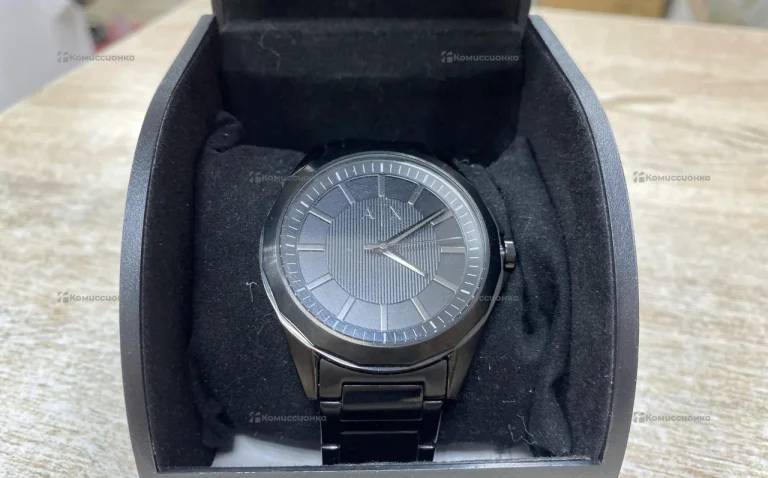 Часы Armani