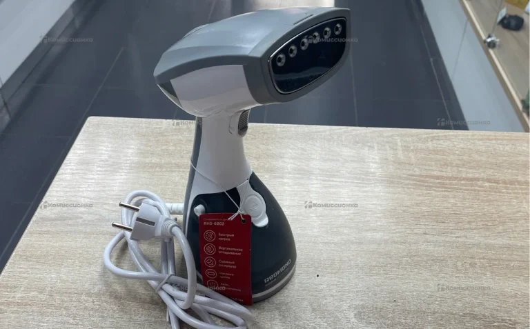 Ручной отпариватель Redmond RHS-6802