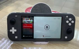 Приставка Nintendo Switch lite..