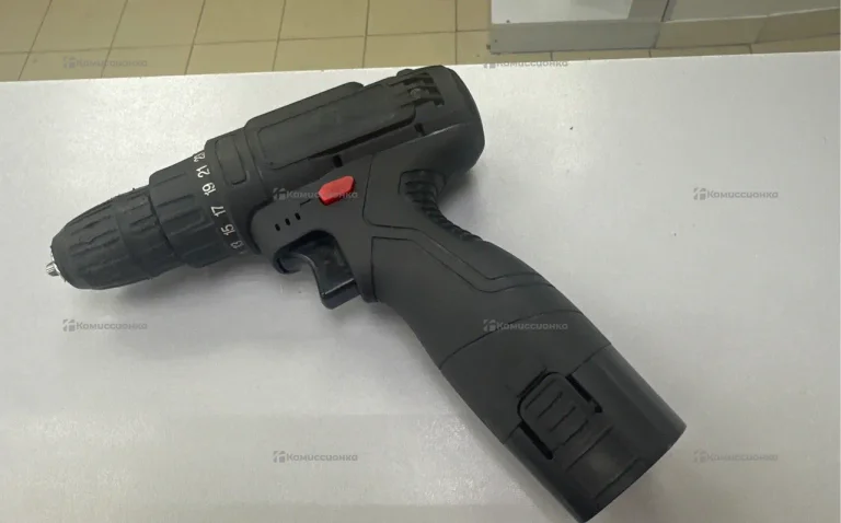 Дрель шуруповерт 12V пластик