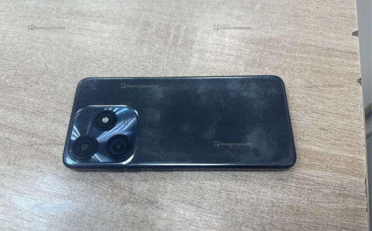 Tecno Spark 10C 4/64 ГБ