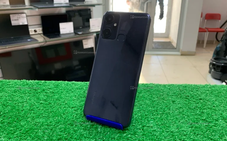 Infinix Smart 6 Plus (India) 3/64 ГБ