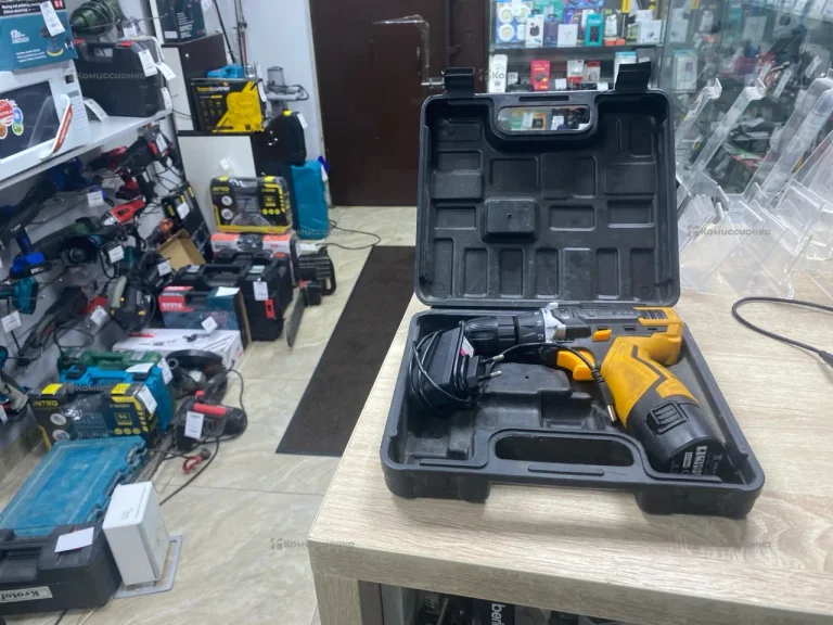 Шуруповерт Deko