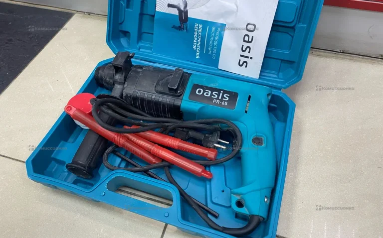 Перфоратор Oasis PR-65