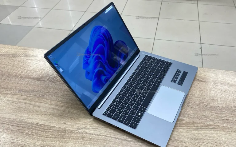 Ноутбук  DEXP mars P15-I5w300