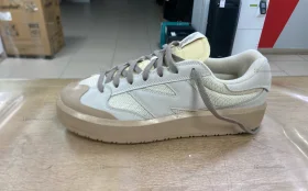 Кроссовки NB 43p бежевые