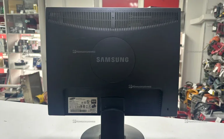 Монитор Samsung SyncMaster 943N