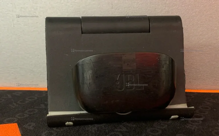 Наушники  JBL