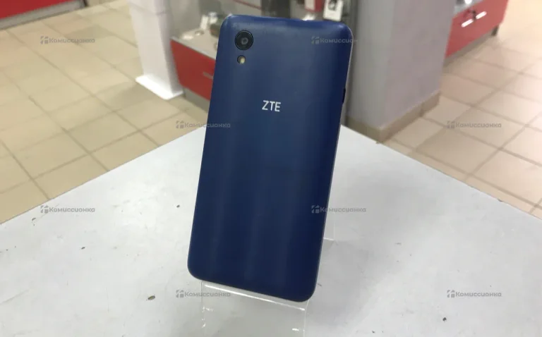 ZTE Blade L8 1/32 ГБ
