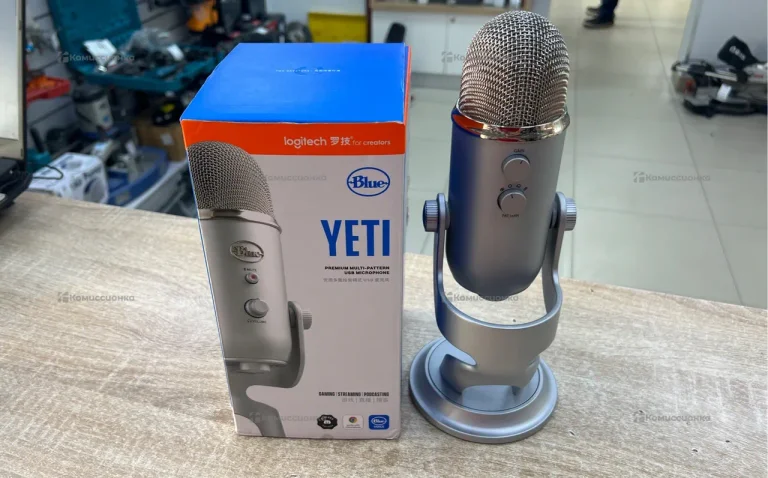 Микрофон Logitech Blue Yeti
