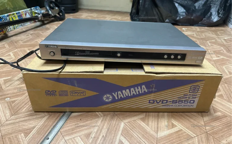 DVD YAMAHA S550