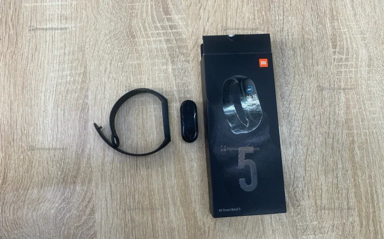 Фитнес браслет Xiaomi Smart Band 5