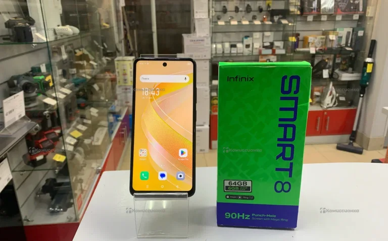 Infinix Smart 8 3/64 ГБ