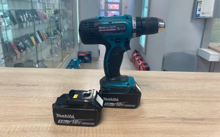 Дрель-шуруповерт аккумуляторная Makita DDF453