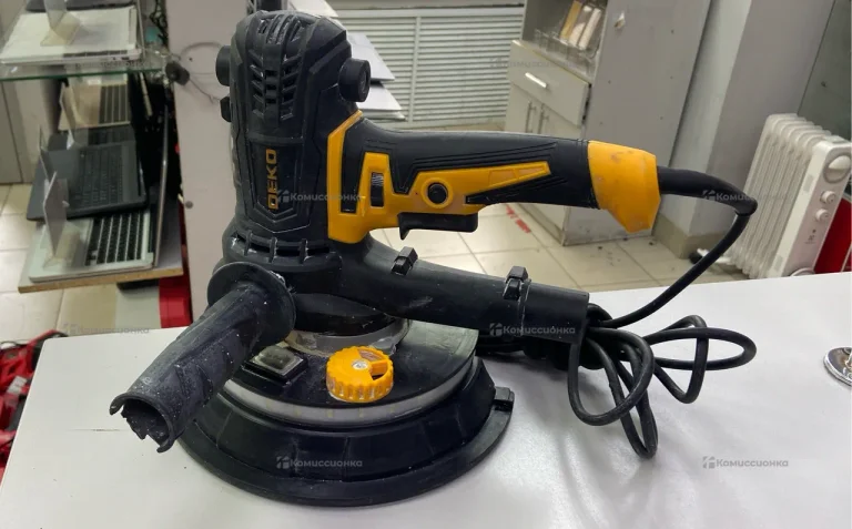 Эксцентриковая шлифмашина DEKO  DKG900