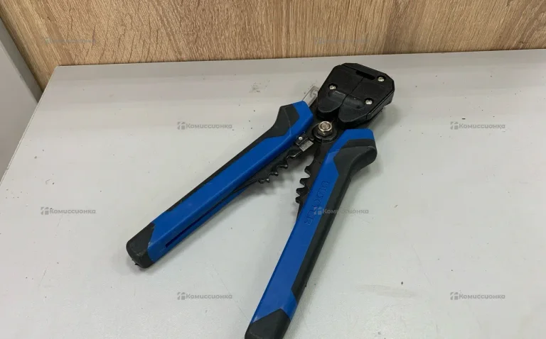 стриппер Dexter