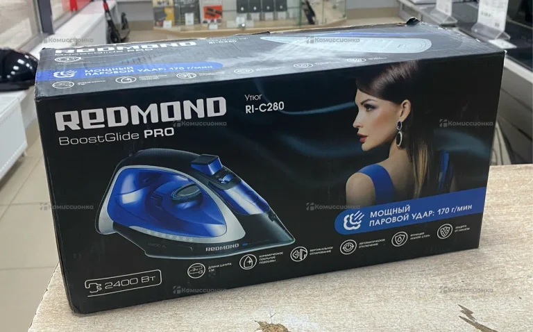 Утюг Redmond RI-C280