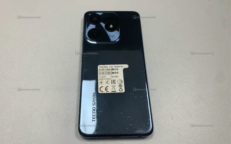 Tecno Spark 10C 4/64 ГБ