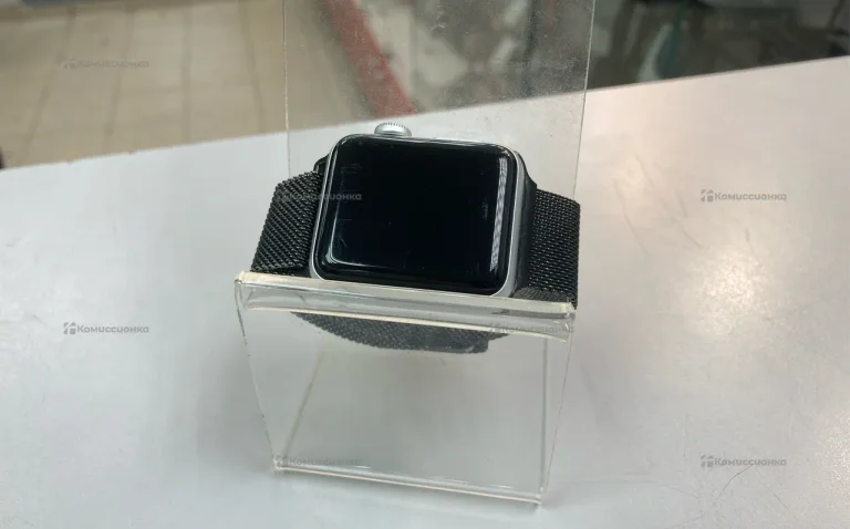 Часы  Apple Watch series 3