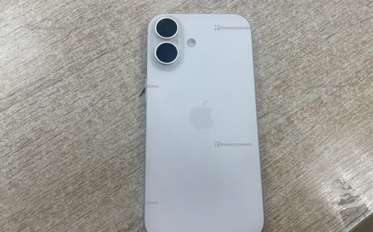Apple iPhone 16 8/256 ГБ