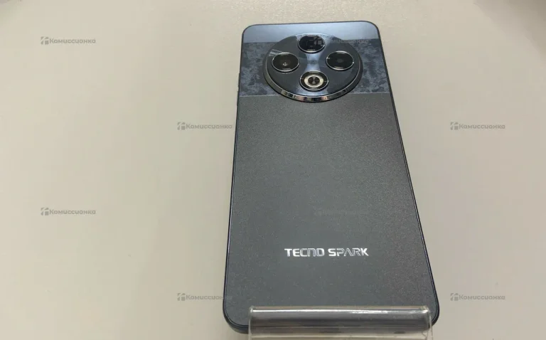 Tecno Spark 30 8/128 ГБ
