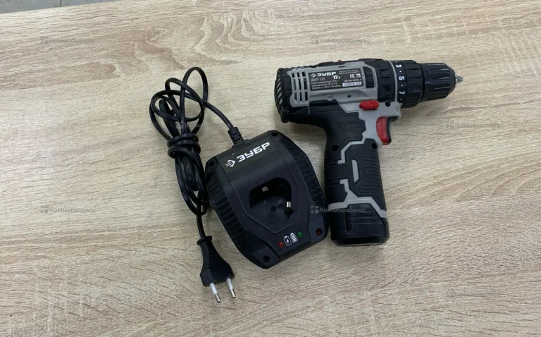 Аккумуляторный шуруповерт ЗУБР ДШЛ-121