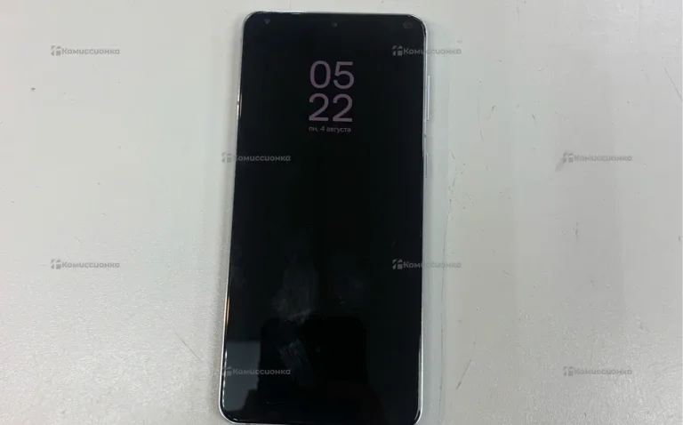 Samsung Galaxy S21 8/128 ГБ