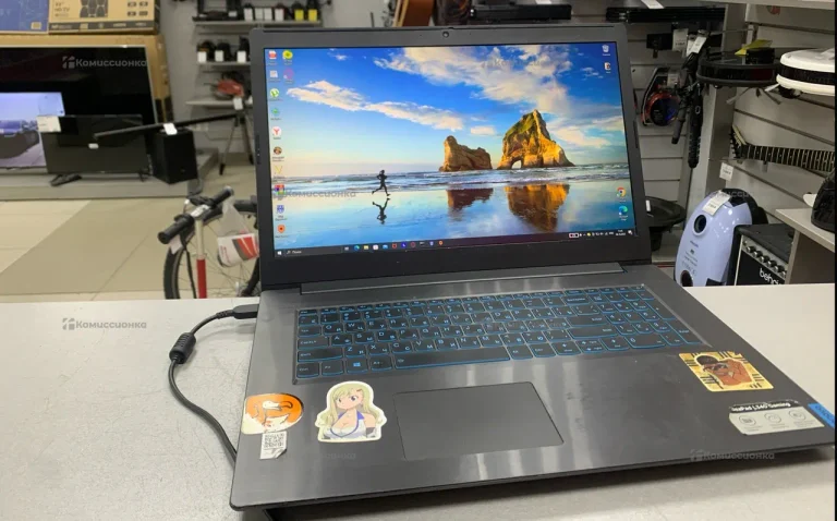 Ноутбук Lenovo 81LL