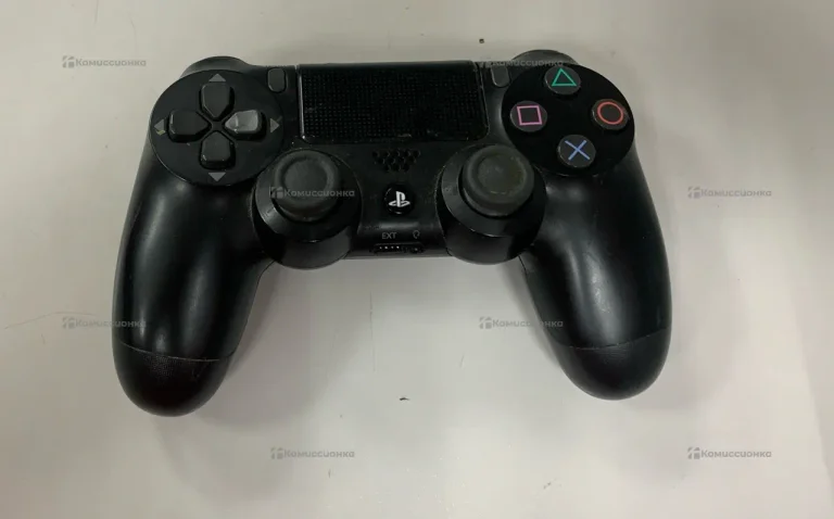 геймпад PS4