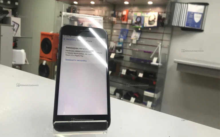 Apple iPhone 8 2/64 ГБ