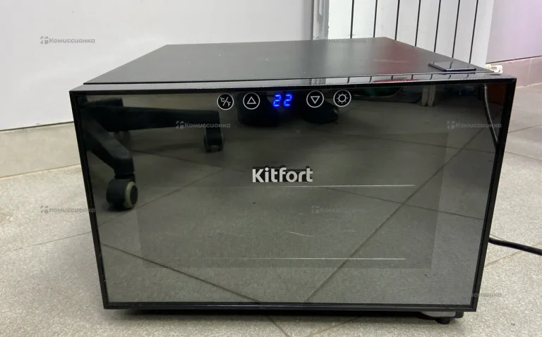 Винный шкаф Kitfort KT-2403
