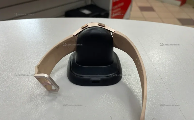 SAMSUNG GALAXY WATCH 4
